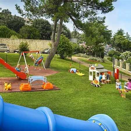 Maistra Select Belvedere ורסאר