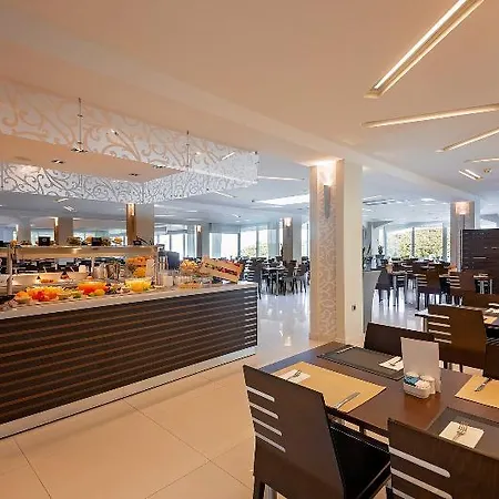Maistra Select Belvedere 4* فيرسار